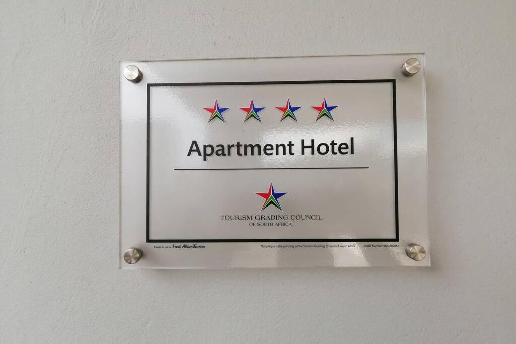 Regency Apartment Hotel Menlyn Pretoria-Noord Extérieur photo