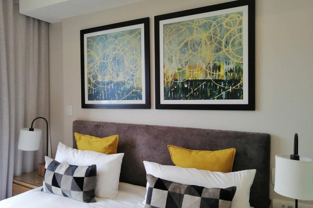 Regency Apartment Hotel Menlyn Pretoria-Noord Extérieur photo