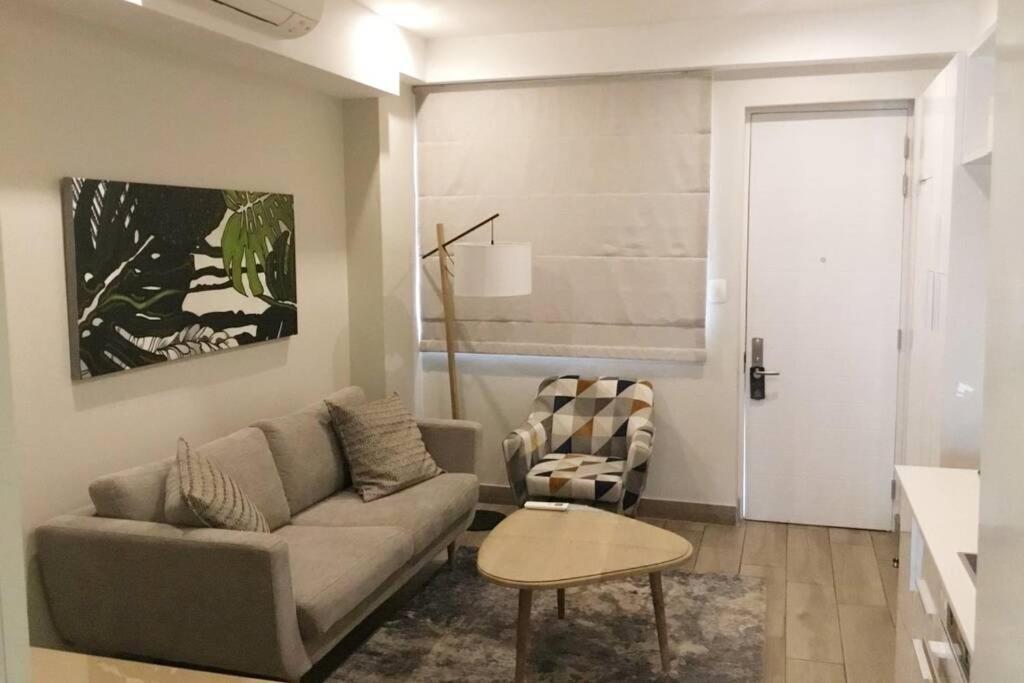 Regency Apartment Hotel Menlyn Pretoria-Noord Extérieur photo