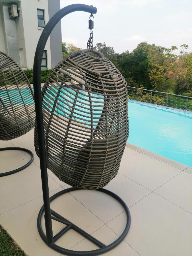 Regency Apartment Hotel Menlyn Pretoria-Noord Extérieur photo